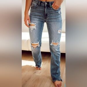 Judy Blue Light Blue Distressed Straight Leg Jeans